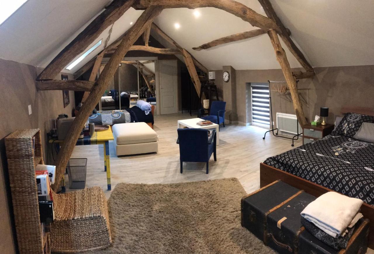 Homestay La Mansarde Des Sources Pougues-les-Eaux